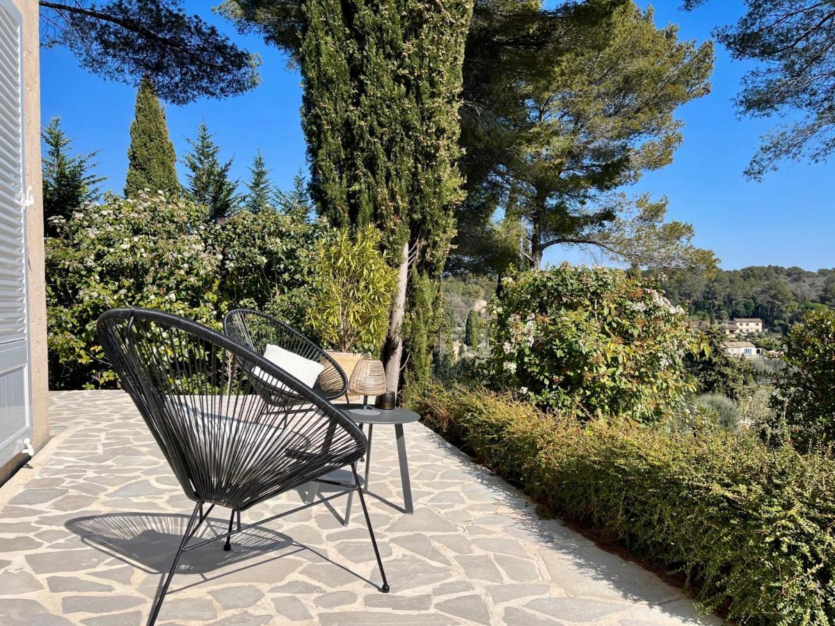 Les Hauts De La Riviera Cabris Rom bilde